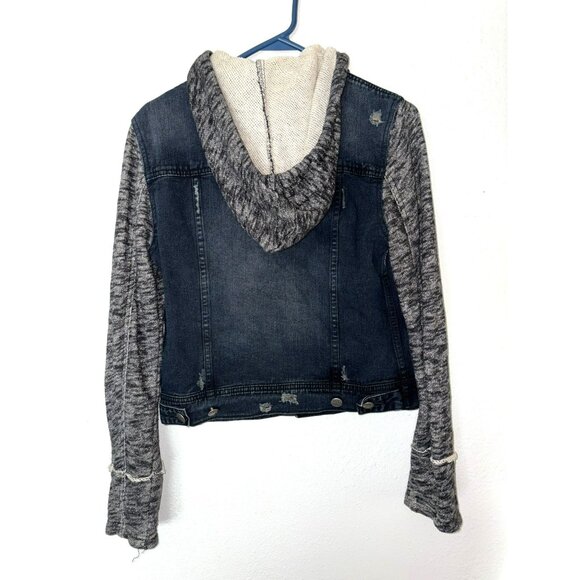 Free People Denim Jacket W/Knit Sleeves & Hood Distressed Cropped Design Size S - Picture 2 of 6